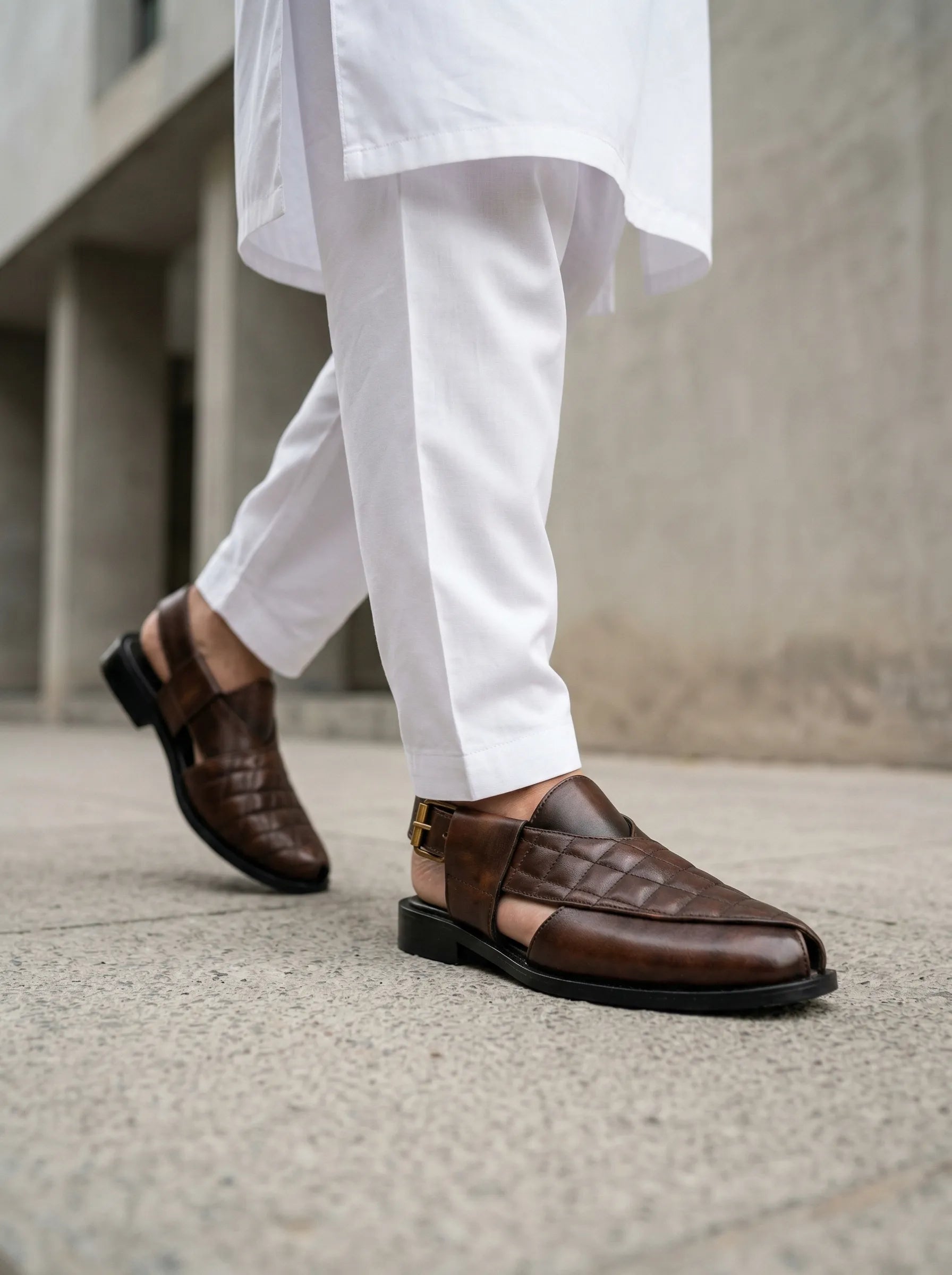 The Textured Kaptaan Peshawari - (Brown & Black)